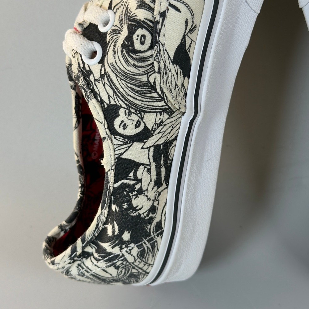 Vans Authentic Marvel Womens 7 Skate Shoes Low Lace Sneakers Superhero All‎ Over - Picture 11 of 16